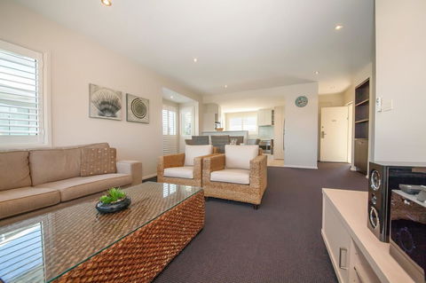 Pacific Blue 278-265 Sandy Pt Rd- Dual Key Access, Wifi, Linen And Air Conditioning - Northern Rivers Accommodation 5