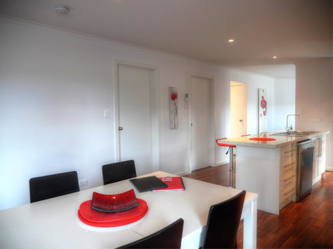Home On Torrens - Northern Rivers Accommodation 21