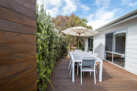 Coorong Waterfront Retreat - Northern Rivers Accommodation 16