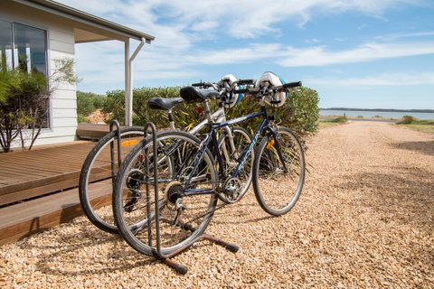 Coorong Waterfront Retreat - Northern Rivers Accommodation 5