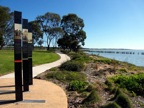 Coorong Waterfront Retreat - Northern Rivers Accommodation 31