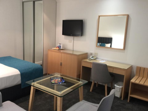 Ensenada Motor Inn And Suites - Northern Rivers Accommodation 17