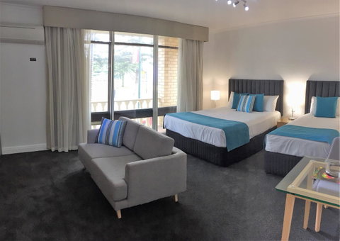 Ensenada Motor Inn And Suites - Northern Rivers Accommodation 2