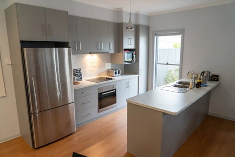 Gawler Townhouse 3 Bedroom - Northern Rivers Accommodation 3