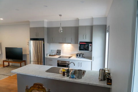 Gawler Townhouse 3 Bedroom - Northern Rivers Accommodation 4