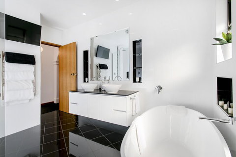 Barossa Retro BnB - Northern Rivers Accommodation 11