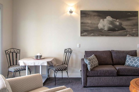 Angaston House - Northern Rivers Accommodation 8