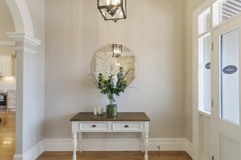 Grandview Accommodation - The Elm Tree Apartments - Northern Rivers Accommodation 23