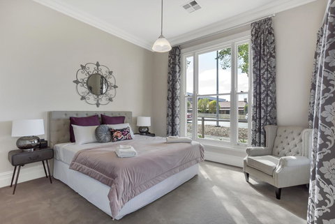 Grandview Accommodation - The Elm Tree Apartments - Northern Rivers Accommodation 9