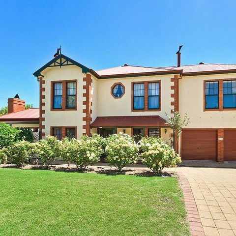 Wine And Roses Bed And Breakfast - Northern Rivers Accommodation 0
