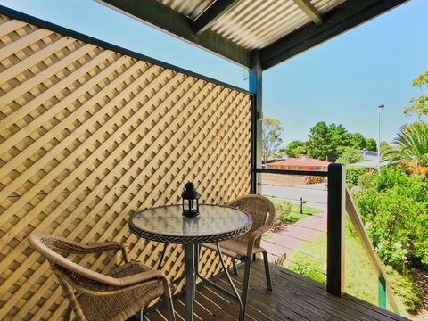 Wine And Roses Bed And Breakfast - Northern Rivers Accommodation 12
