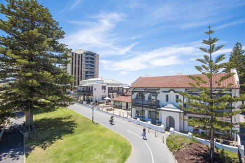 Seawall Apartments - Northern Rivers Accommodation 0