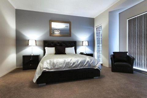 Casavino Luxury Villa - Northern Rivers Accommodation 29