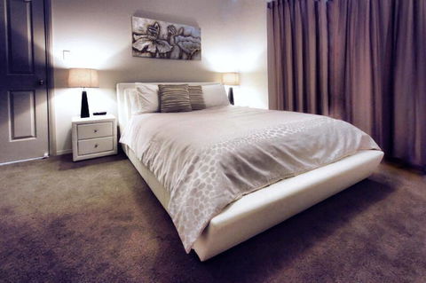 Casavino Luxury Villa - Northern Rivers Accommodation 5