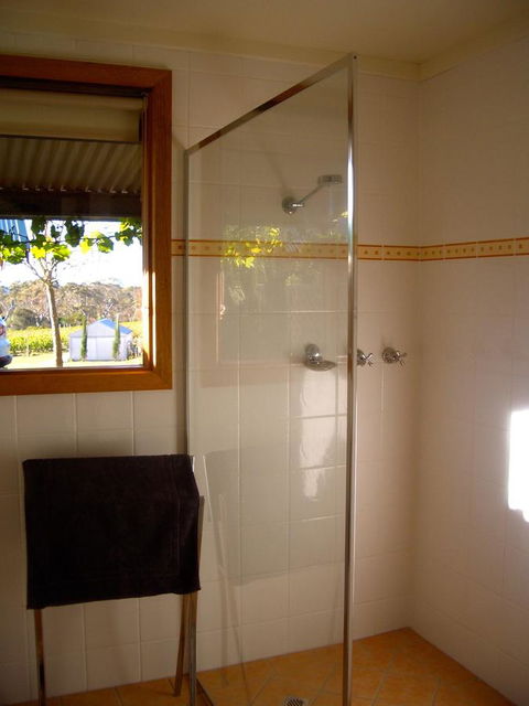 STUDIO ECHUNGA Adelaide Hills - Northern Rivers Accommodation 14