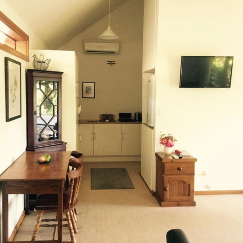 STUDIO ECHUNGA Adelaide Hills - Northern Rivers Accommodation 2