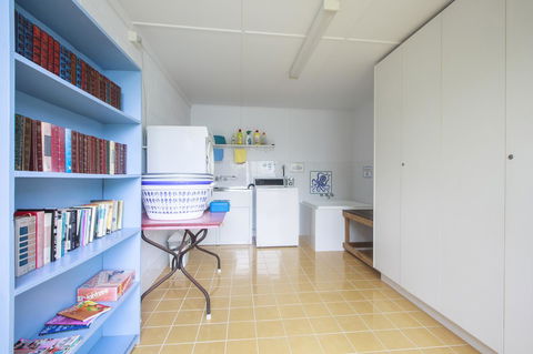 Lake Edge Apartments - Northern Rivers Accommodation 4