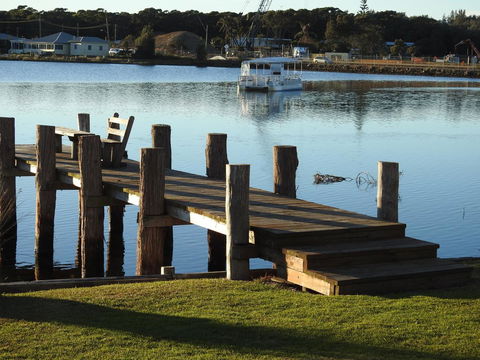 Lake Edge Apartments - Northern Rivers Accommodation 21