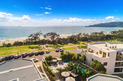 Bayview Beachfront Apartments, In Town Right On The Beach - Northern Rivers Accommodation 3