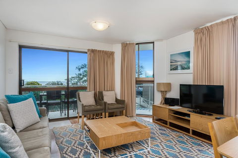 Bayview Beachfront Apartments, In Town Right On The Beach - Northern Rivers Accommodation 35