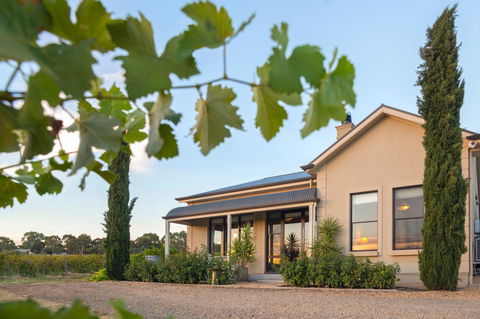 Barossa Shiraz Estate - Northern Rivers Accommodation 2