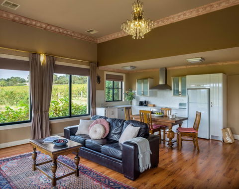 Barossa Shiraz Estate - Northern Rivers Accommodation 15