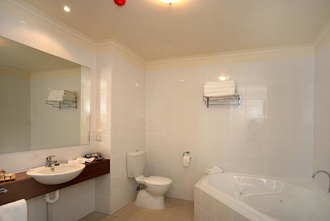 Lady Bay Hotel - Northern Rivers Accommodation 7