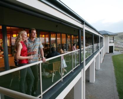 Lady Bay Hotel - Northern Rivers Accommodation 10