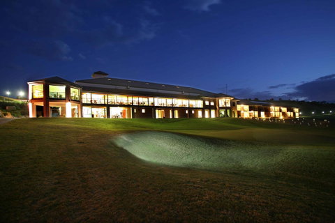 Lady Bay Hotel - Northern Rivers Accommodation 0