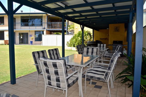 Longbeach Apartments - Northern Rivers Accommodation 4