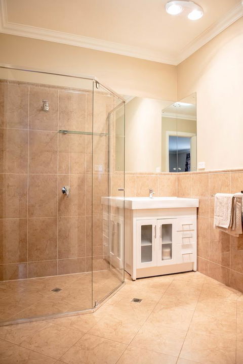 Whyalla Playford Apartments - Northern Rivers Accommodation 4