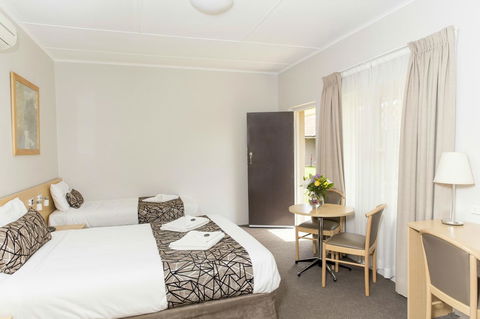 Bathurst Motor Inn - Northern Rivers Accommodation 24
