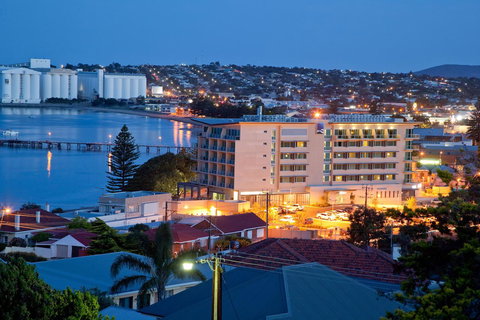Port Lincoln Hotel - Northern Rivers Accommodation 41