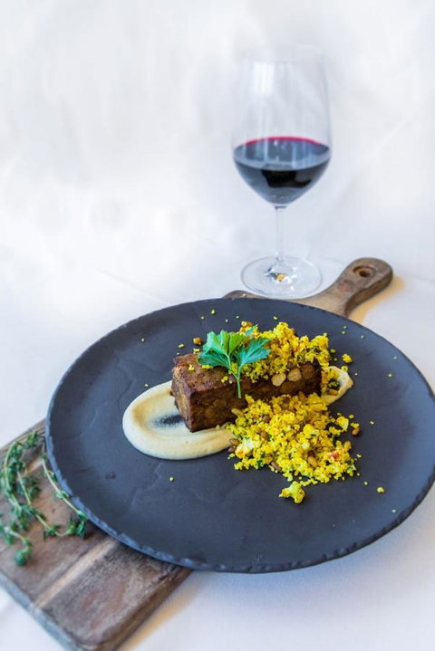 Port Lincoln Hotel - Northern Rivers Accommodation 24