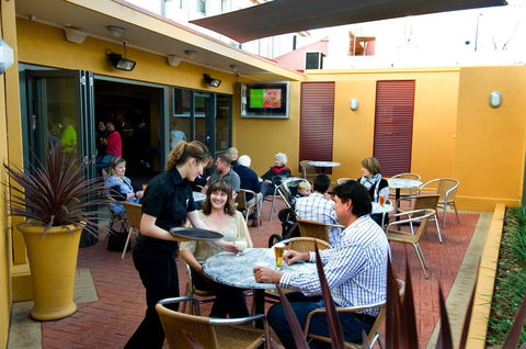 Loxton Community Hotel Motel - Northern Rivers Accommodation 13