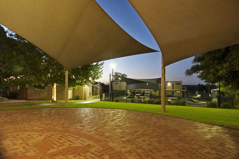 Loxton Community Hotel Motel - Northern Rivers Accommodation 7