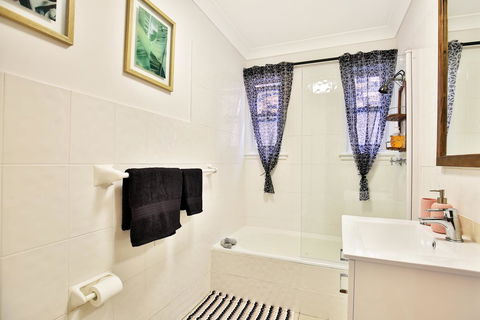 Hudson Bay @ Basin View-Pet Friendly-15 Mins To Hyams Beach - Northern Rivers Accommodation 25