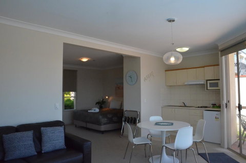 The Bluff Resort Apartments - Northern Rivers Accommodation 24