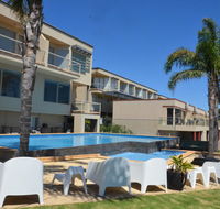 The Bluff Resort Apartments - Northern Rivers Accommodation
