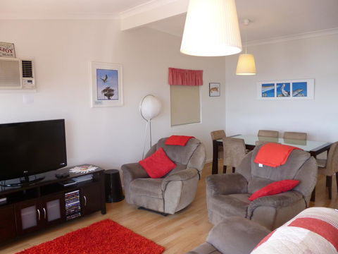 Seascape - Northern Rivers Accommodation 7