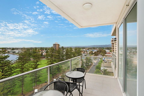 Beachside Luxury & Comfort, Ocean Views In Glenelg - Northern Rivers Accommodation 23