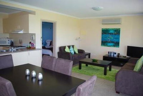 Lakeview Motel And Apartments - Northern Rivers Accommodation 30
