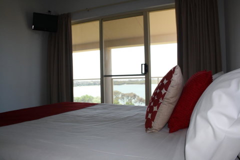 Lakeview Motel And Apartments - Northern Rivers Accommodation 4