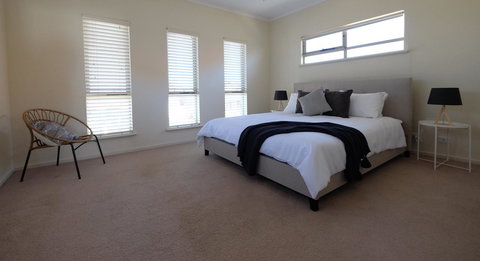 Ochre Point Beach House On Moana Seafront - Northern Rivers Accommodation 8