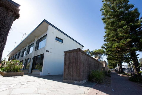 The One @ Henley Beach - Northern Rivers Accommodation 8