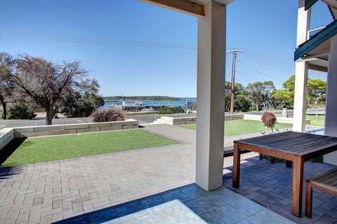 Bay Bliss - Northern Rivers Accommodation 1
