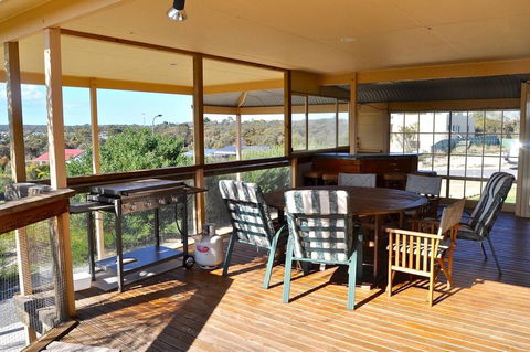 Baywatch - Northern Rivers Accommodation 9