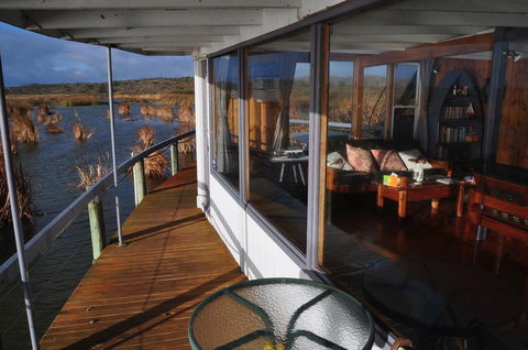 PS Federal Retreat Paddle Steamer Goolwa - Northern Rivers Accommodation 30