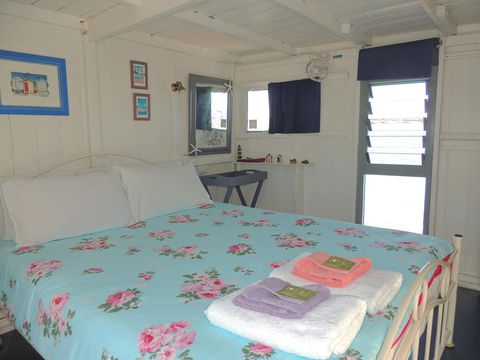 PS Federal Retreat Paddle Steamer Goolwa - Northern Rivers Accommodation 24