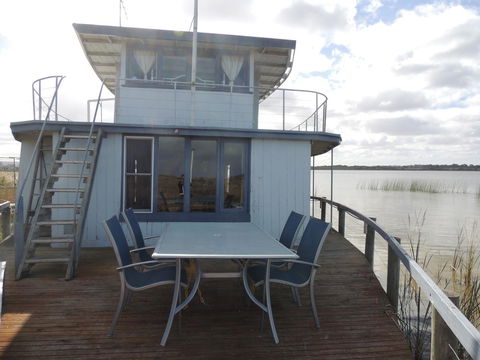 PS Federal Retreat Paddle Steamer Goolwa - Northern Rivers Accommodation 34